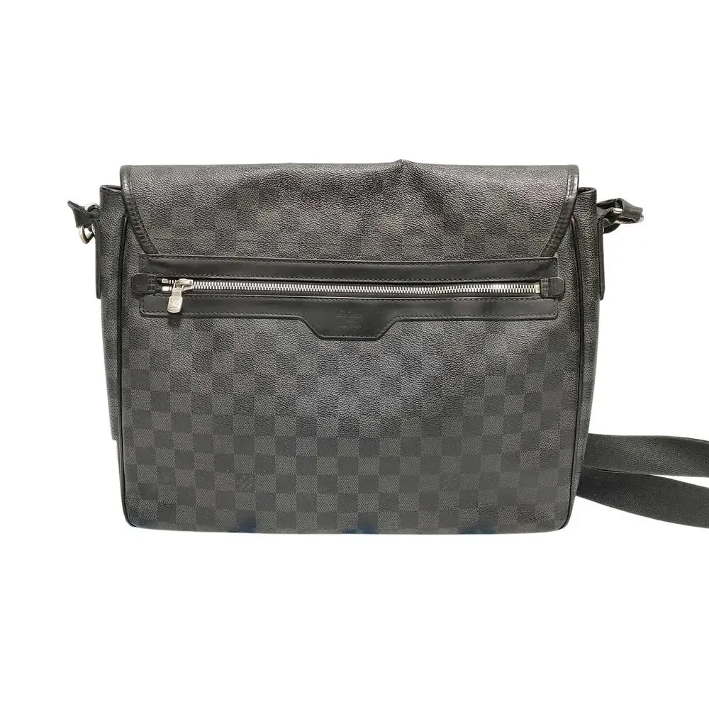 LOUIS VUITTON Damier Graphite Daniel MM Messenger Shoulder Bag N58033